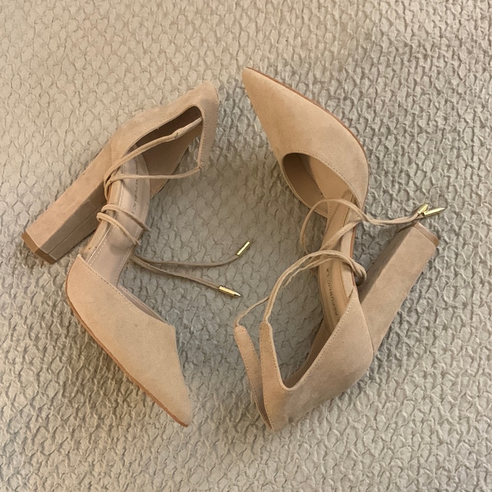 NWOT Lace up heels